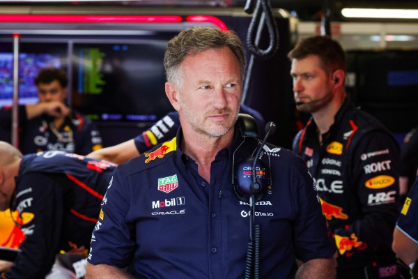 Christian Horner tulajdonrészt szerezve térhet vissza az F1-be! - sajtóhír